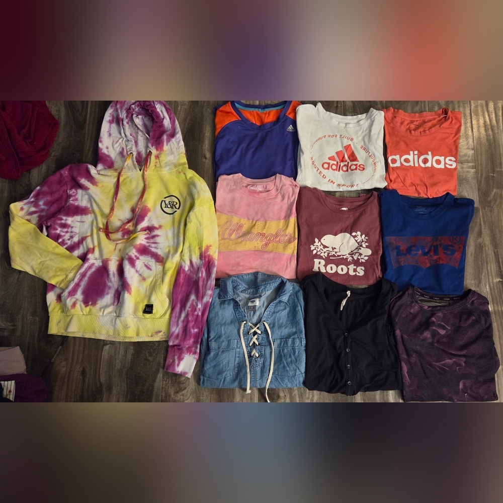 Womens Small Tees